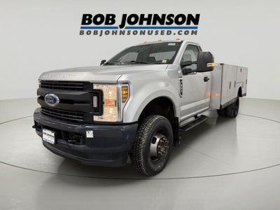 2018 Ford F-350 Chassis XL