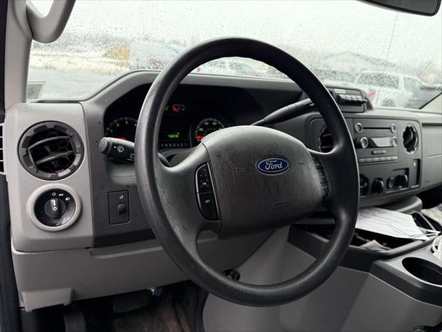 2019 Ford E-450 Cutaway E-450 DRW 158 WB