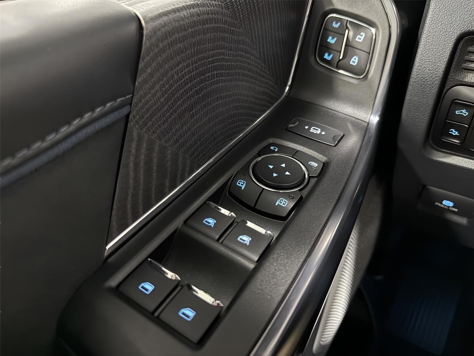 2025 Ford F-250 Platinum