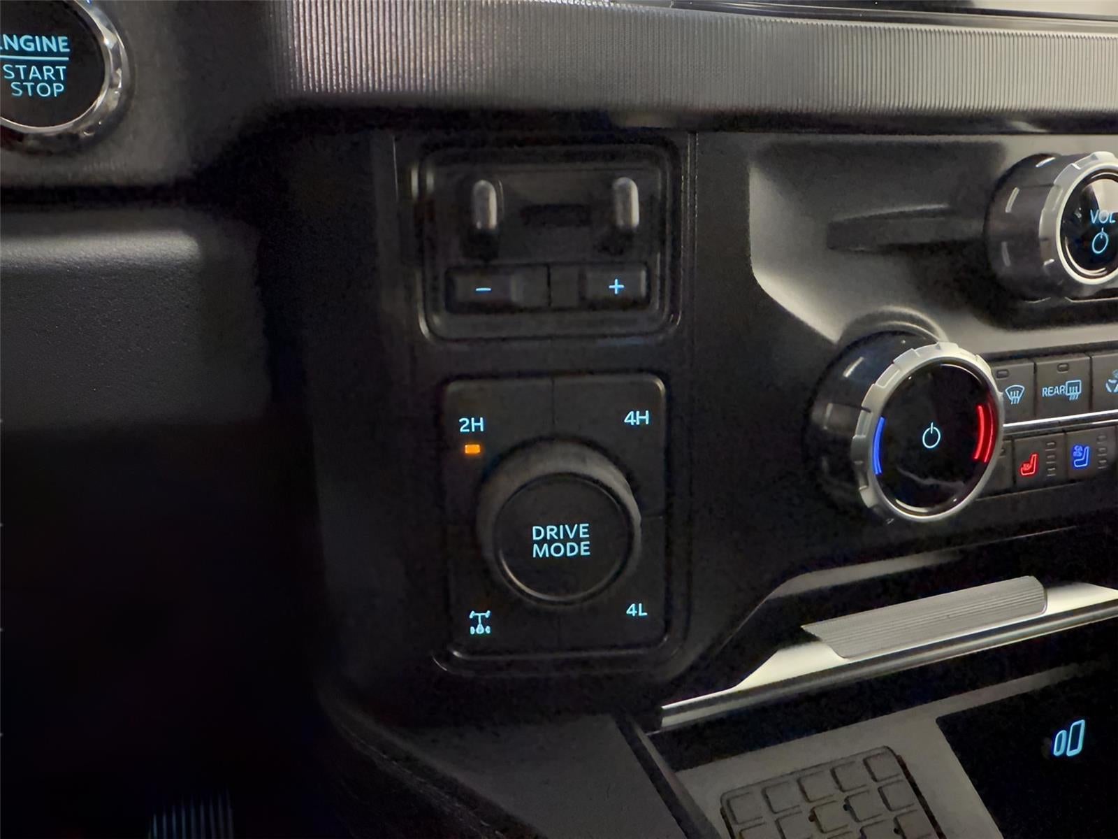 2025 Ford F-250 Platinum