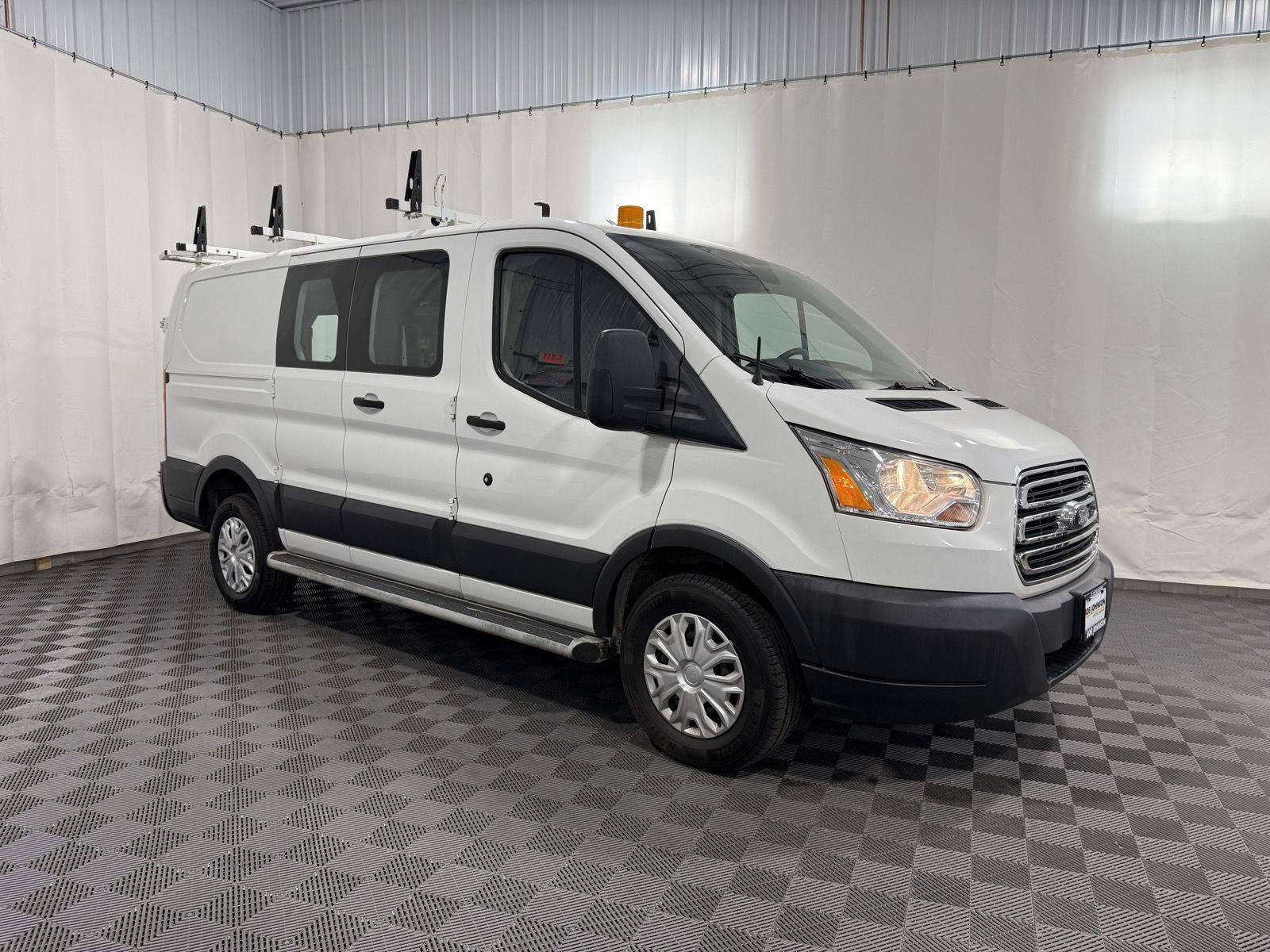 2018 Ford Transit-250 T-250 130 Low Rf 9000 GVWR Swing-Out RH Dr