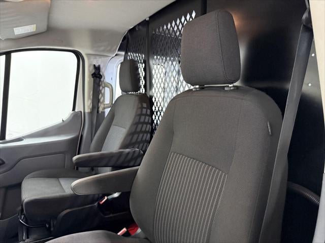 2018 Ford Transit-250 T-250 130 Low Rf 9000 GVWR Swing-Out RH Dr