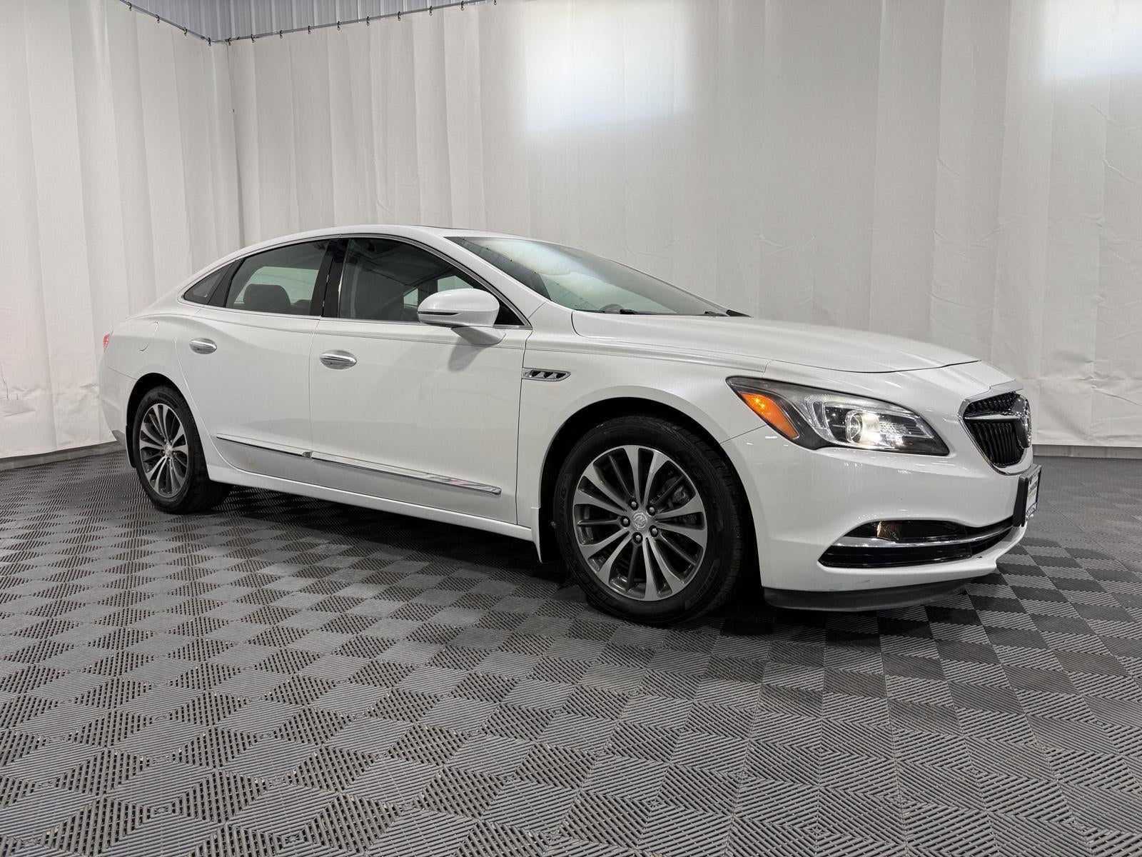 2017 Buick LaCrosse Essence