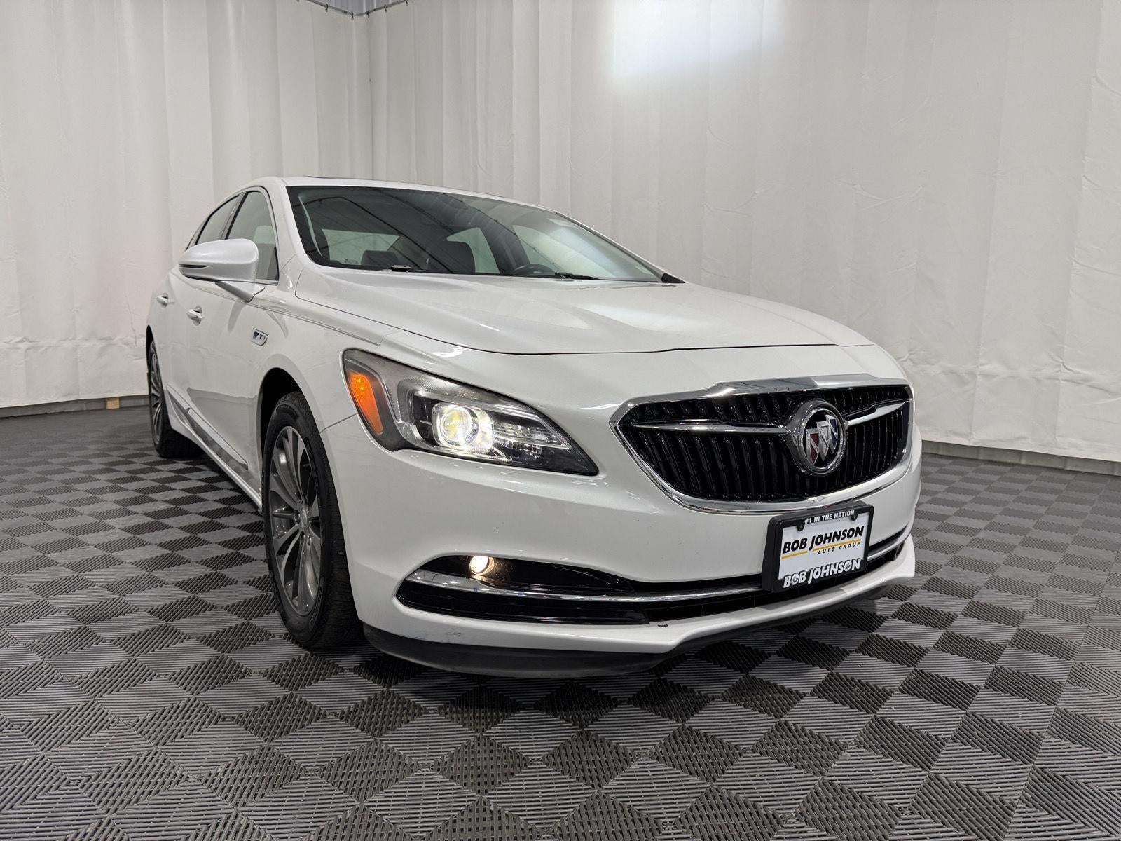 2017 Buick LaCrosse Essence