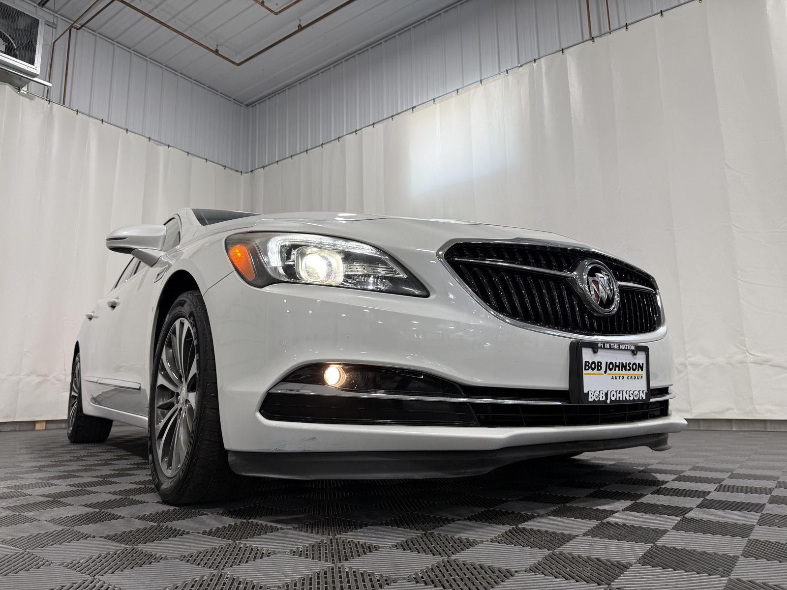 2017 Buick LaCrosse Essence