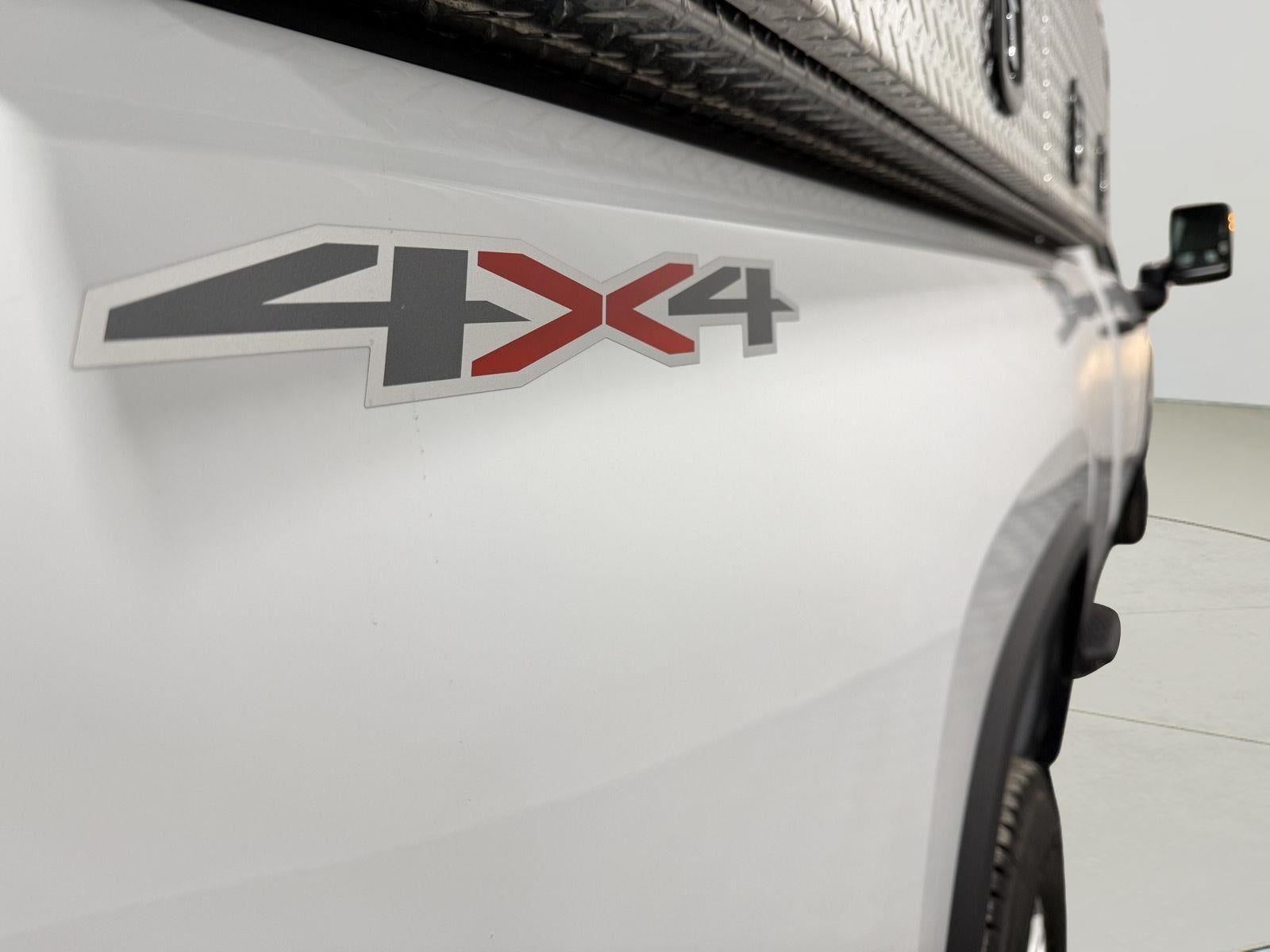 2025 Chevrolet Silverado 2500HD 4WD Crew Cab Long Bed Work Truck