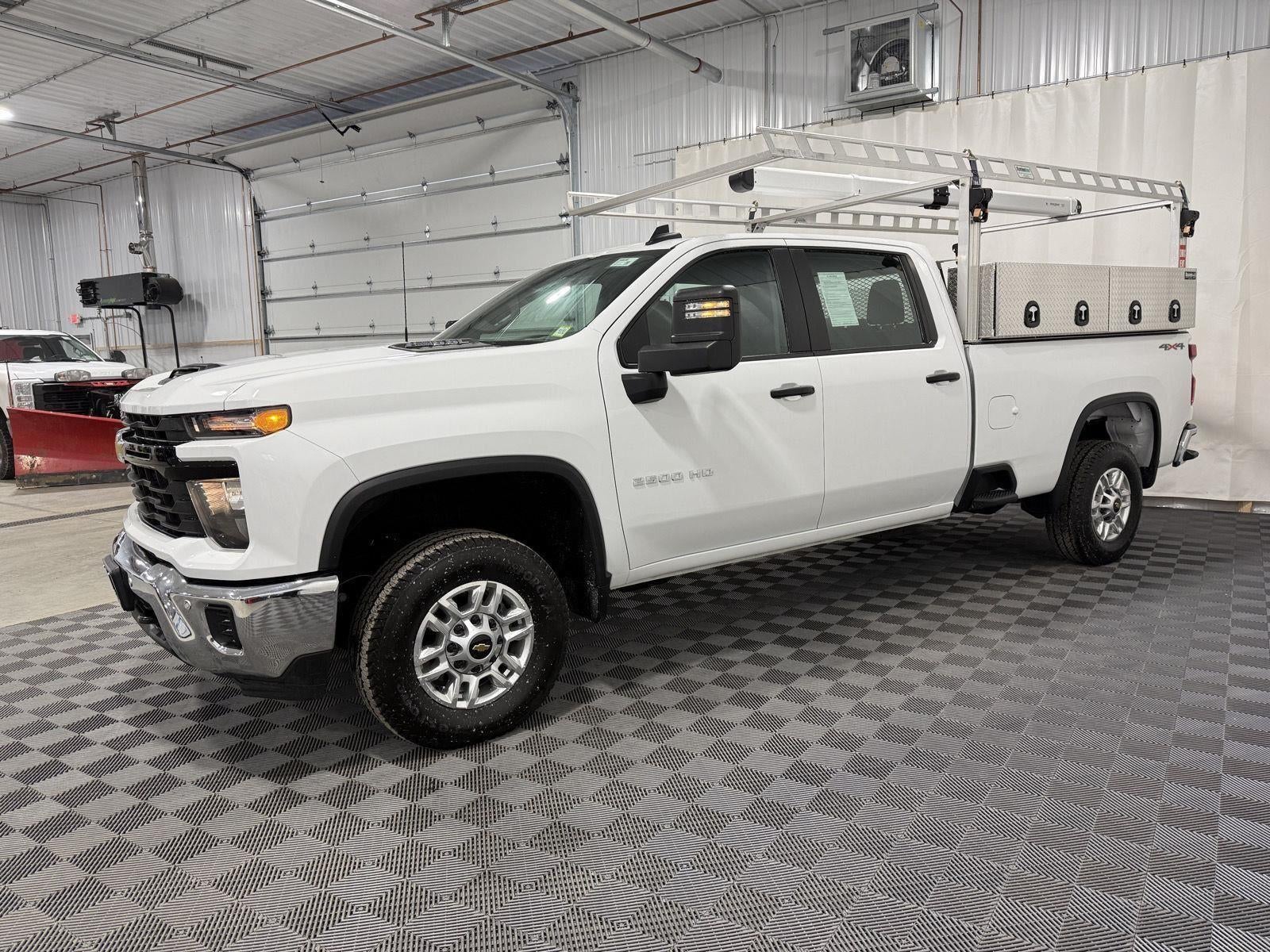 2025 Chevrolet Silverado 2500HD 4WD Crew Cab Long Bed Work Truck