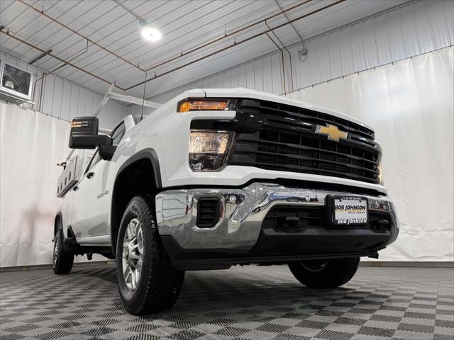 2025 Chevrolet Silverado 2500HD 4WD Crew Cab Long Bed Work Truck