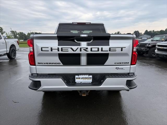 2020 Chevrolet Silverado 1500 4WD Crew Cab Short Bed Custom