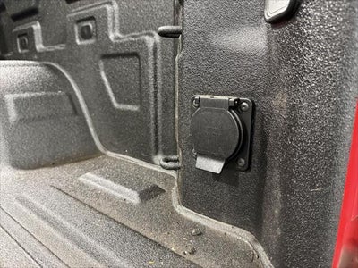 2021 Chevrolet Silverado 1500 4WD Double Cab Standard Bed Custom