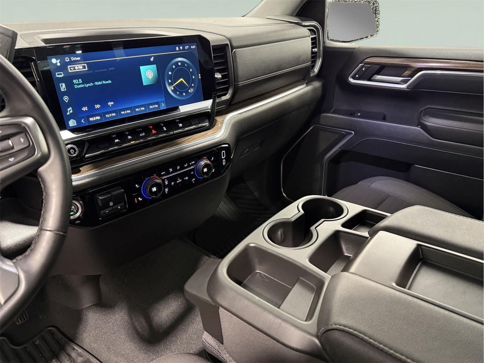 2025 Chevrolet Silverado 1500 4WD LT