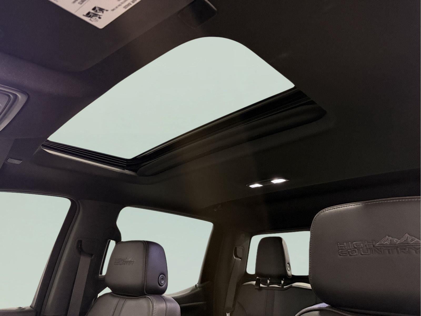 2022 Chevrolet Silverado 1500 LTD 4WD Crew Cab Standard Bed High Country