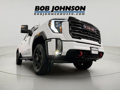 2024 GMC Sierra 2500HD 4WD Crew Cab Standard Bed AT4