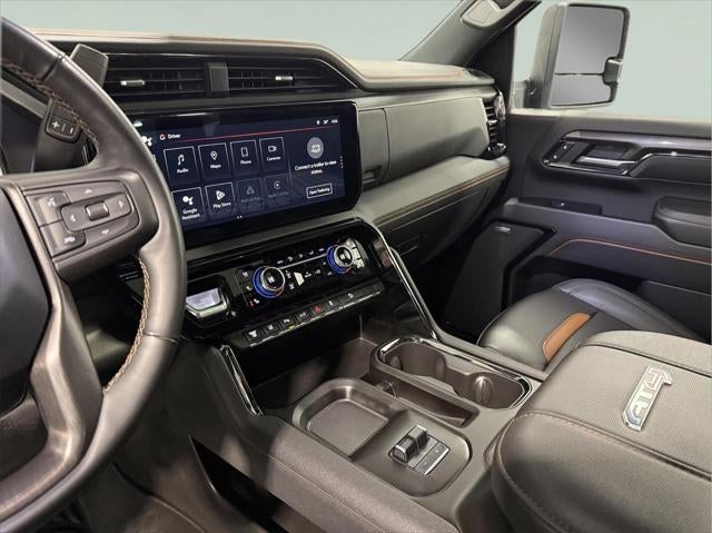 2024 GMC Sierra 2500HD 4WD Crew Cab Standard Bed AT4