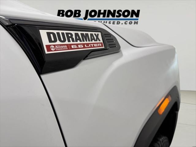 2024 GMC Sierra 2500HD 4WD Crew Cab Standard Bed AT4