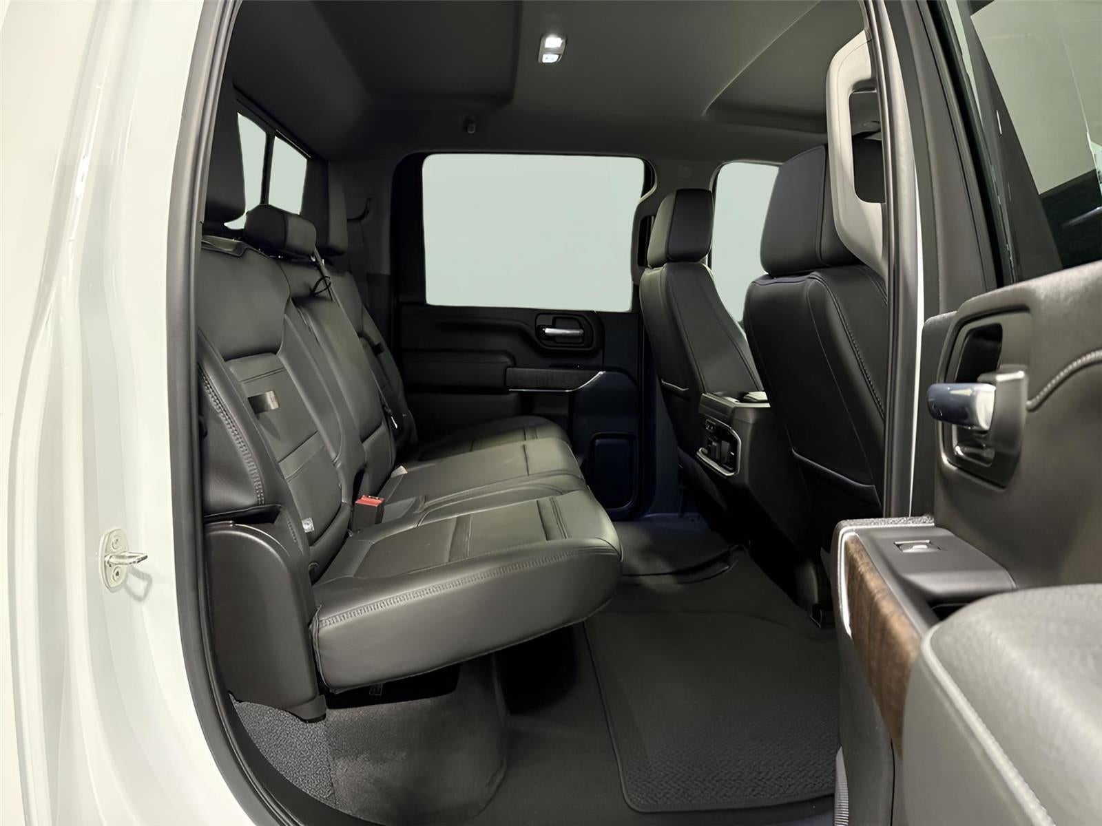 2022 GMC Sierra 2500HD 4WD Crew Cab Standard Bed Denali