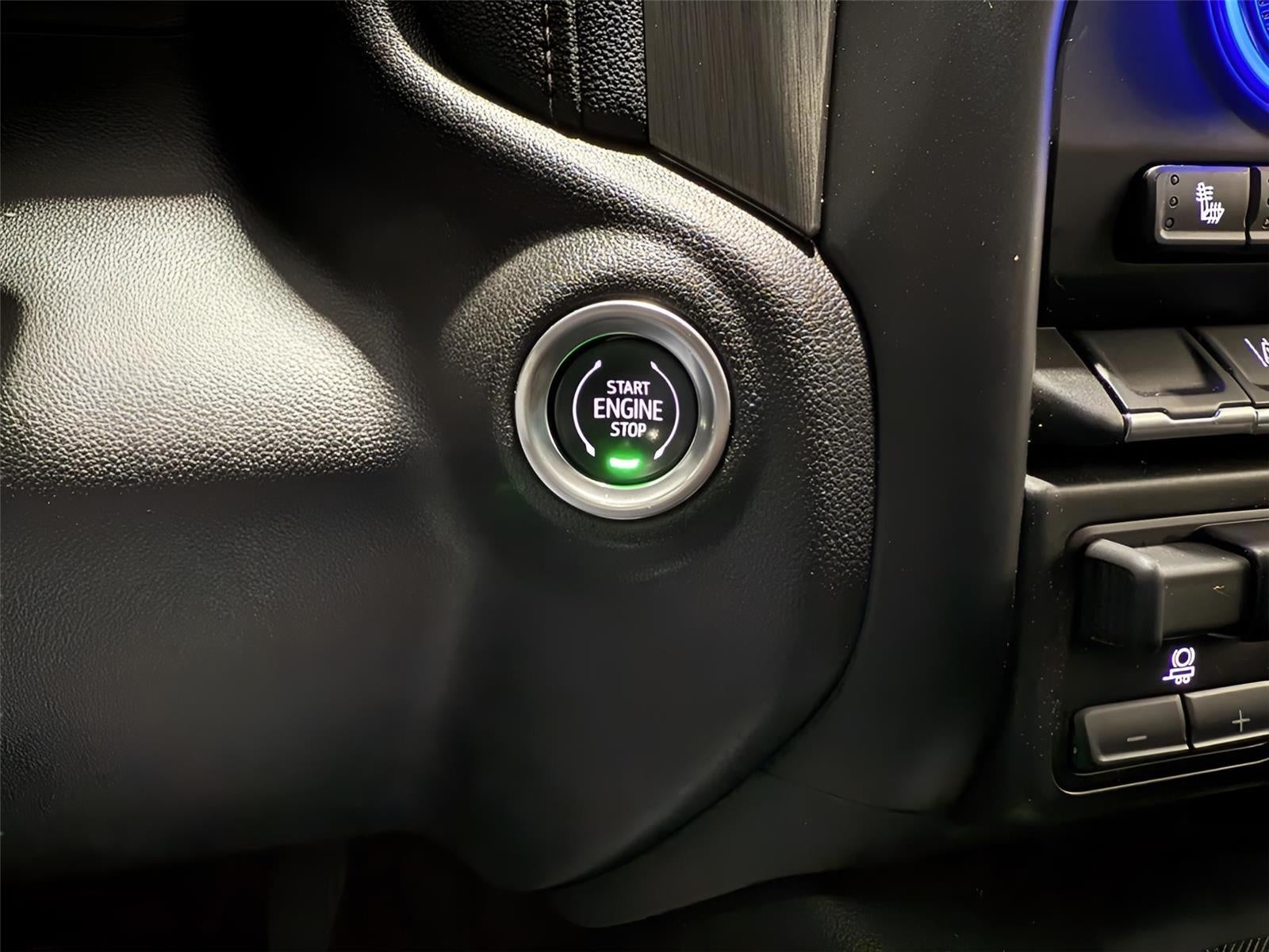 2022 GMC Sierra 2500HD 4WD Crew Cab Standard Bed Denali