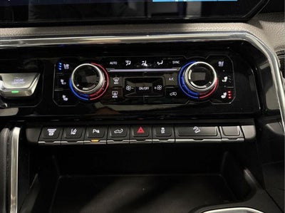 2024 GMC Sierra 2500HD 4WD Crew Cab Standard Bed Denali