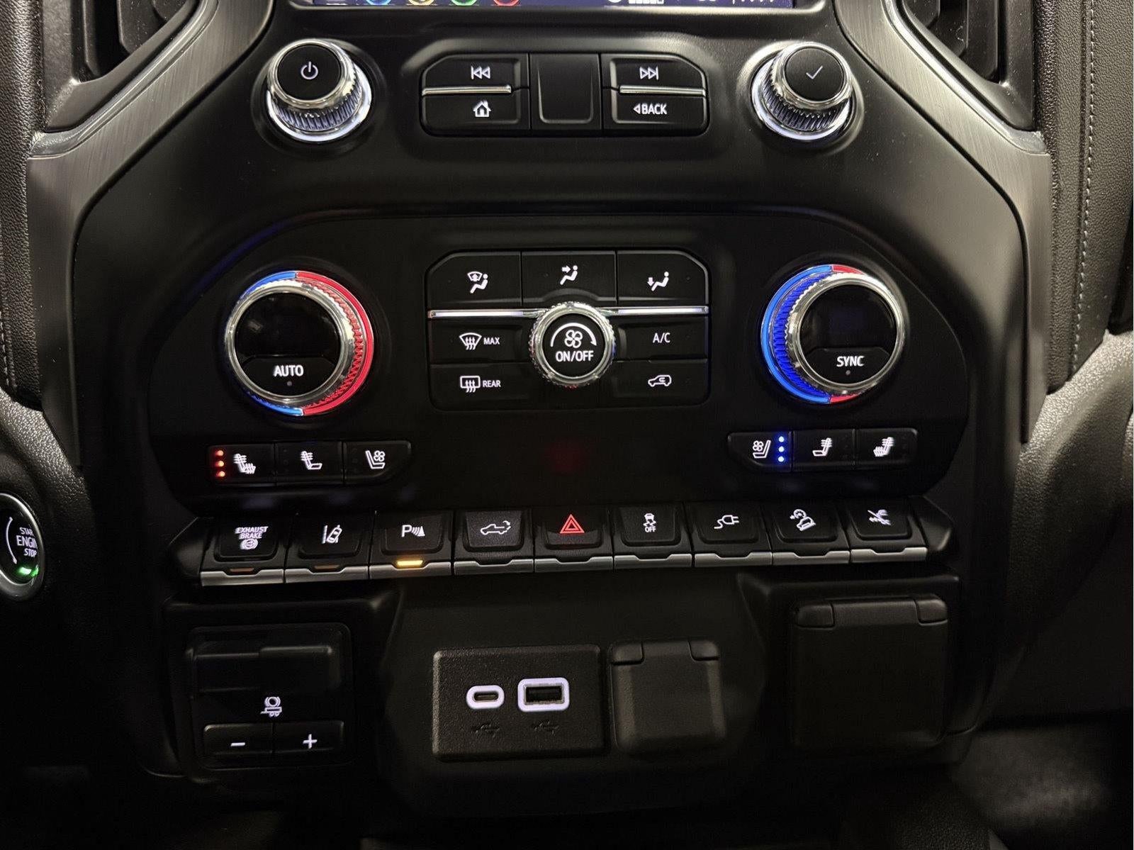 2022 GMC Sierra 2500HD 4WD Crew Cab Standard Bed Denali