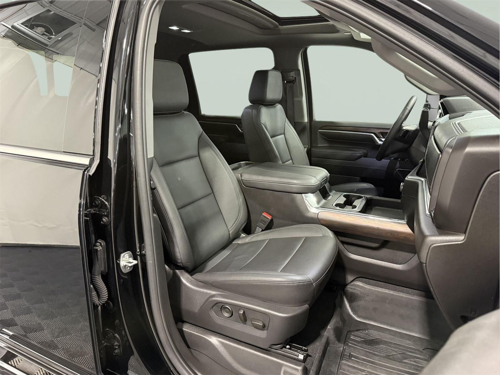 2025 GMC Sierra 2500HD 4WD Crew Cab Standard Bed SLT