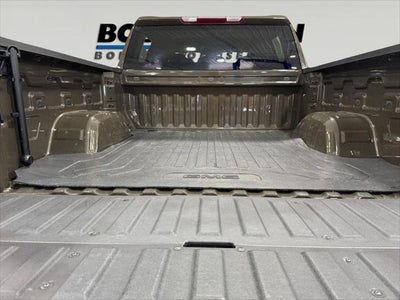 2023 GMC Sierra 1500 4WD Crew Cab Short Box Elevation with 3VL