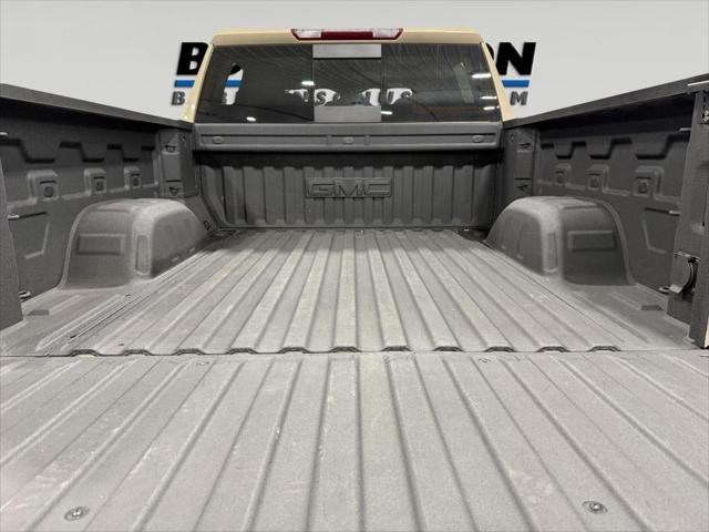 2023 GMC Sierra 1500 4WD Crew Cab Short Box Elevation with 3SB