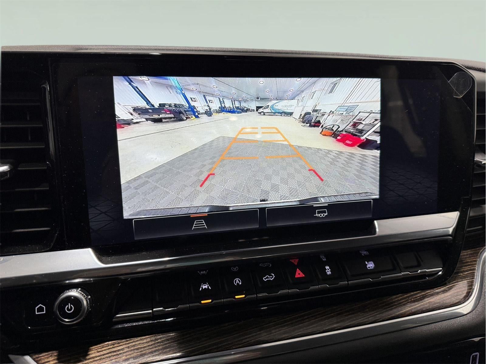 2022 GMC Sierra 1500 4WD Crew Cab Short Box Elevation