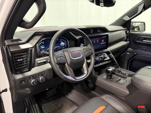 2025 GMC Sierra 1500 4WD Crew Cab Short Box AT4