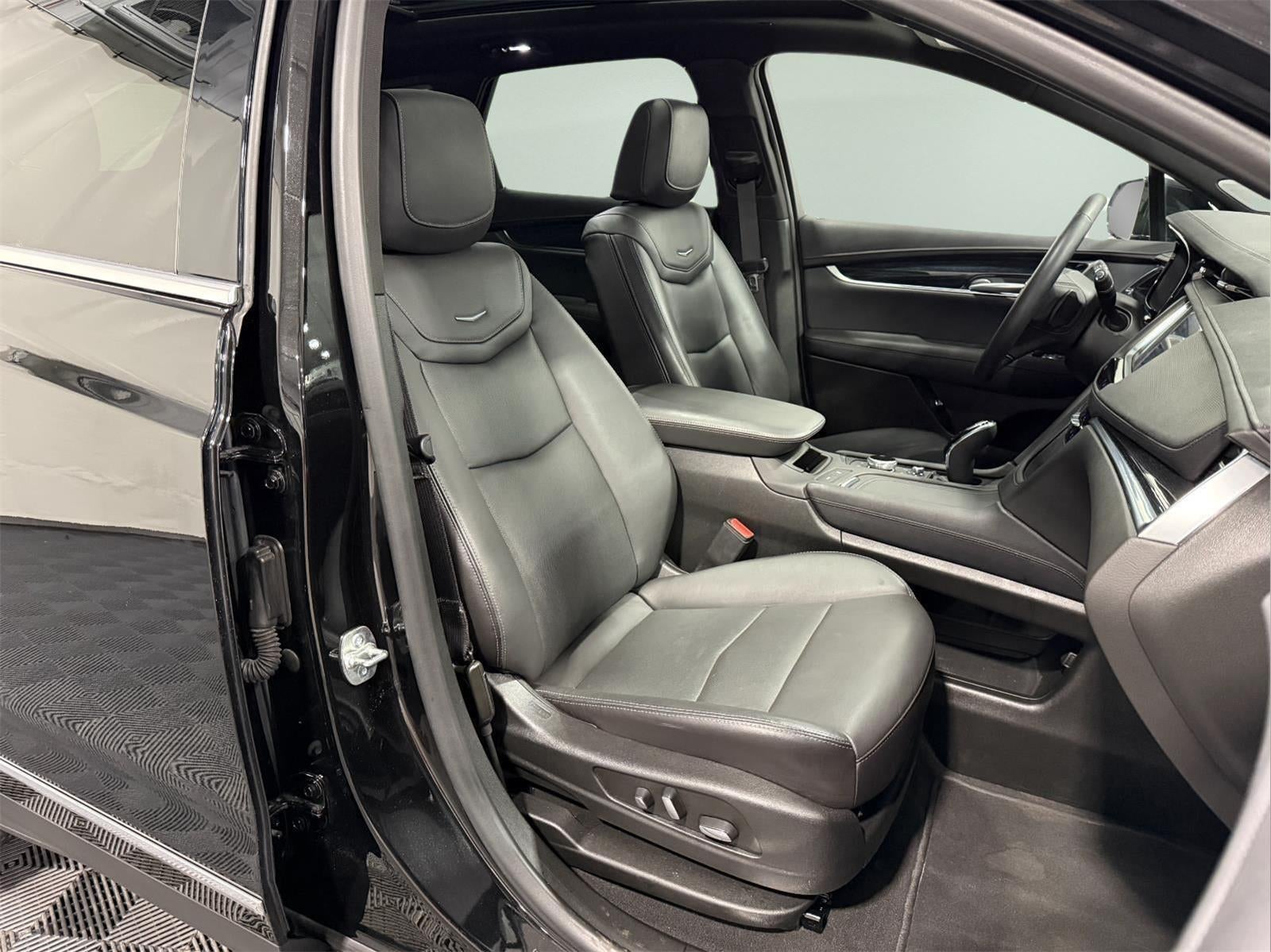 2025 Cadillac XT5 AWD Premium Luxury