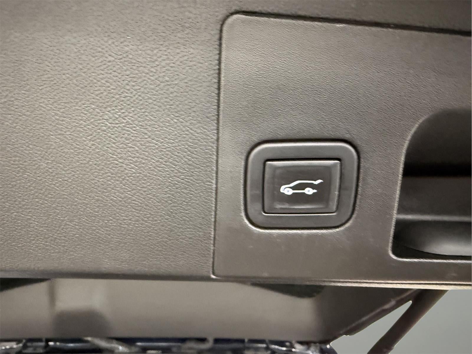 2021 Cadillac XT5 Sport