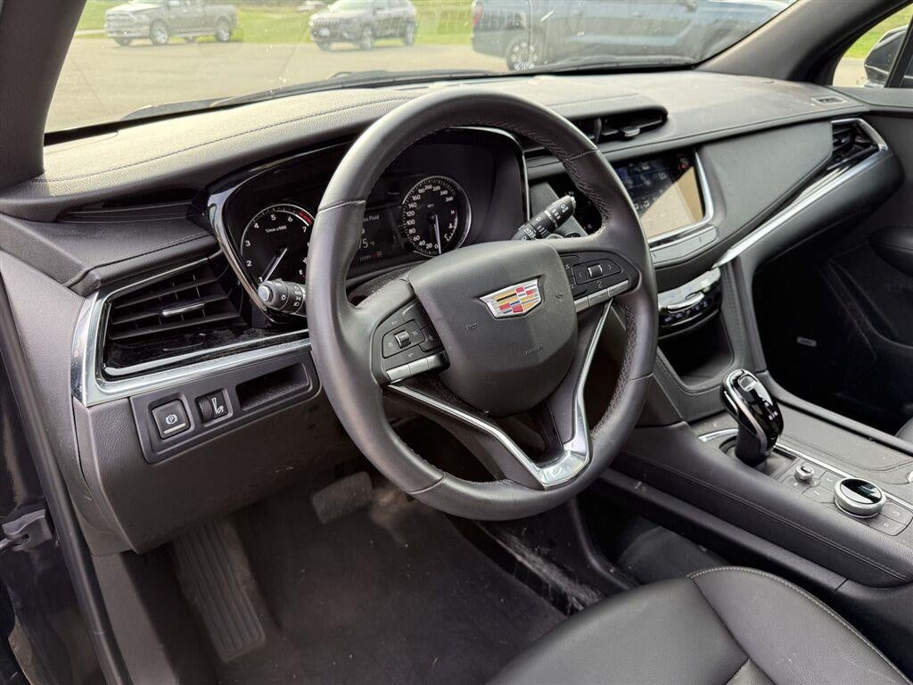 2024 Cadillac XT6 Luxury