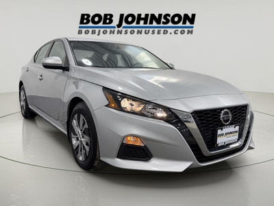 2022 Nissan Altima S FWD