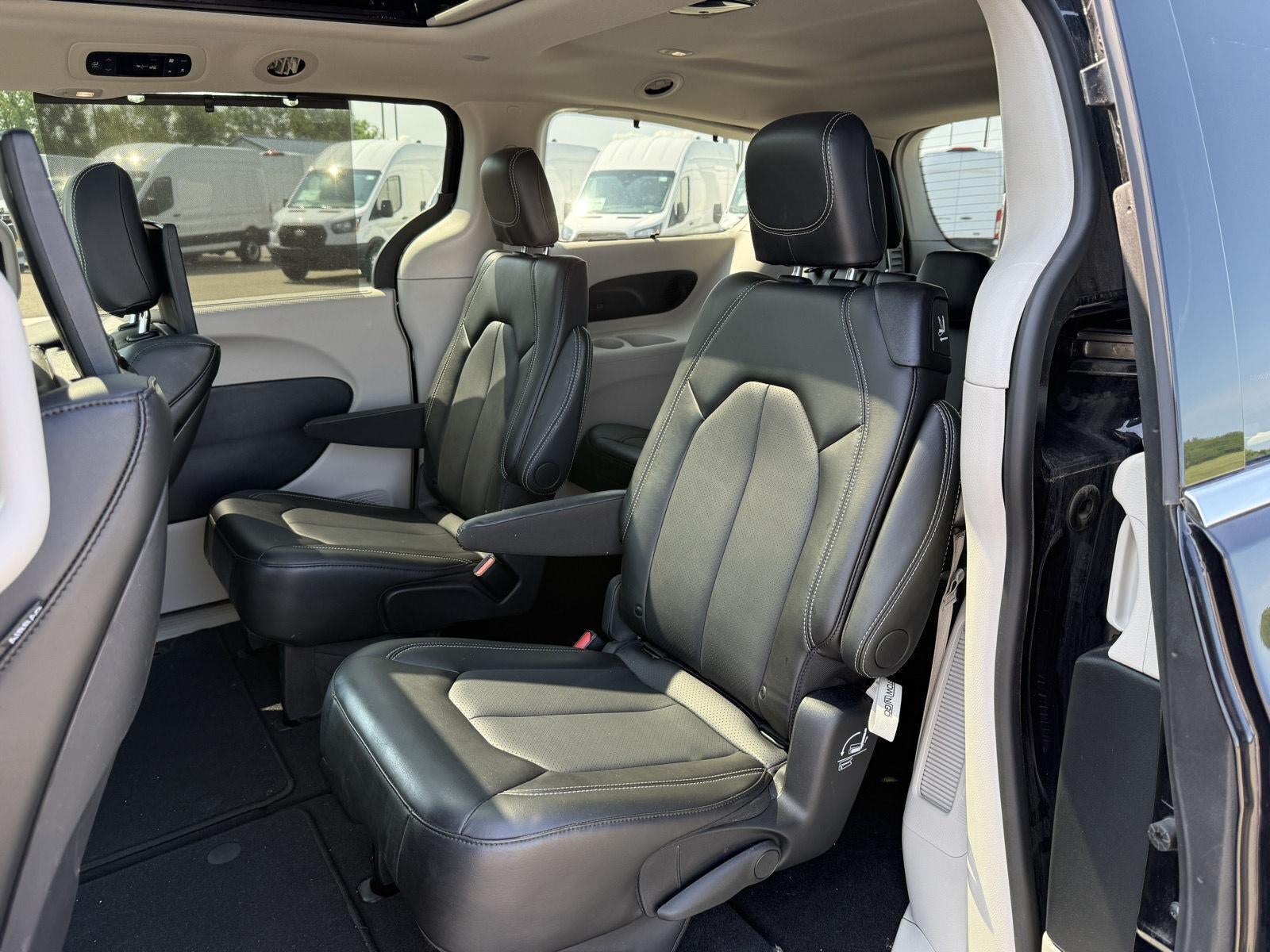 2024 Chrysler Pacifica Touring L AWD