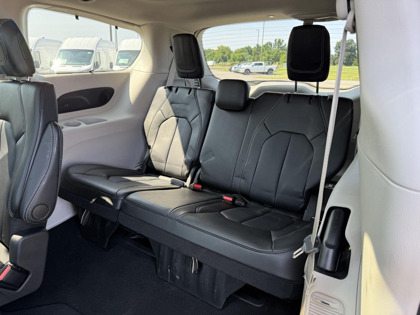 2024 Chrysler Pacifica Touring L AWD