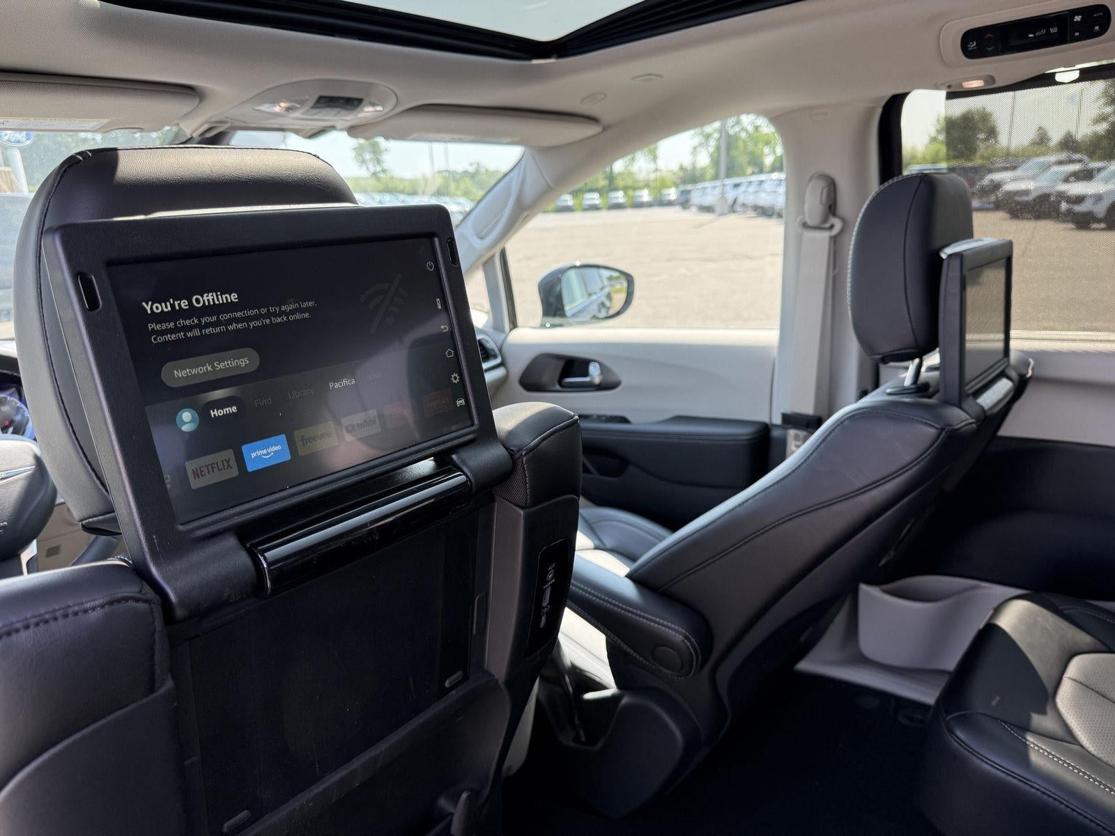 2024 Chrysler Pacifica Touring L AWD
