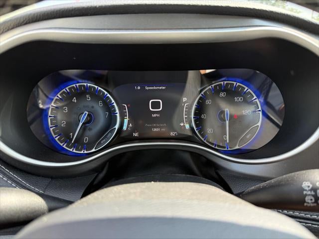 2024 Chrysler Pacifica Touring L AWD