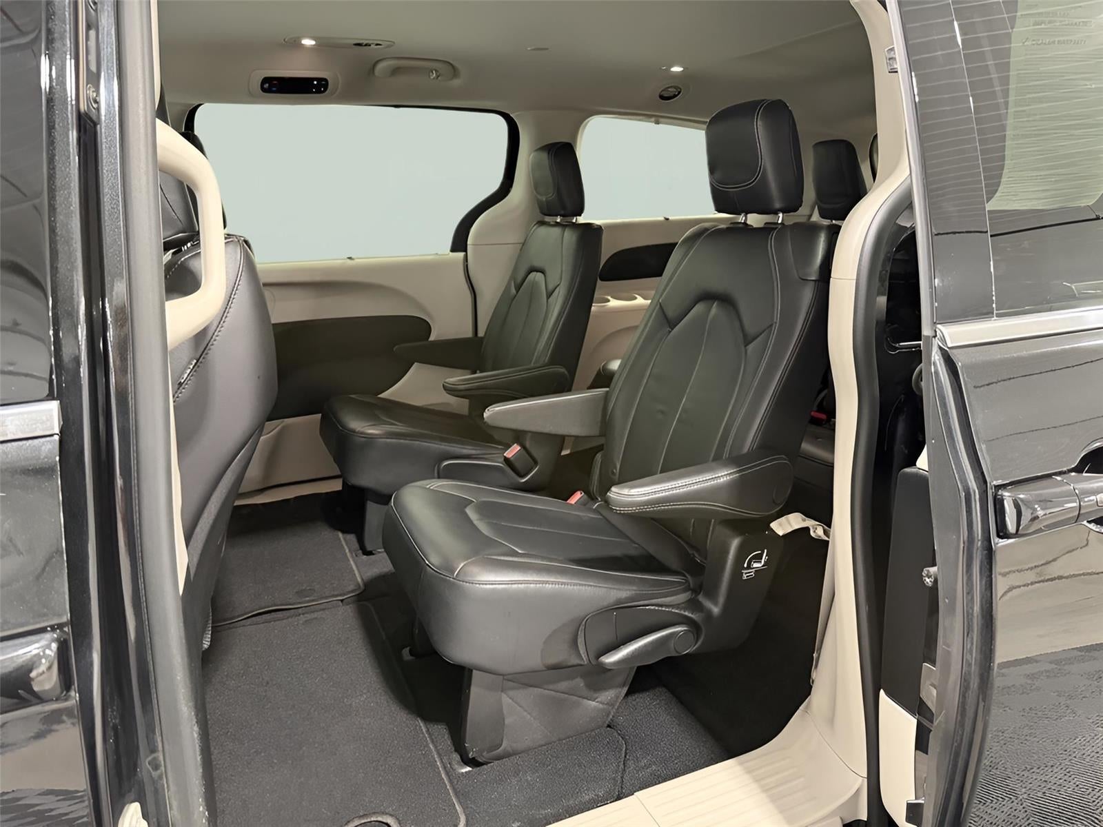 2022 Chrysler Pacifica Touring L AWD