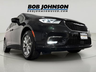 2022 Chrysler Pacifica Touring L AWD