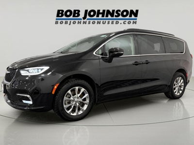 2022 Chrysler Pacifica Touring L AWD