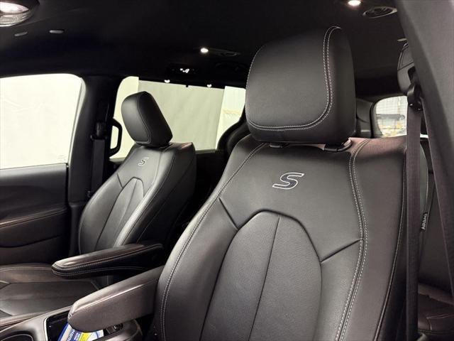 2022 Chrysler Pacifica Touring L AWD