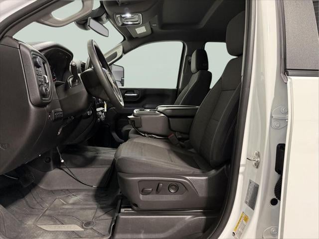 2025 Chevrolet Silverado 2500HD 4WD Crew Cab Standard Bed Custom