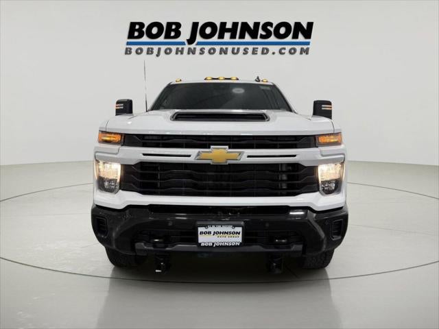 2025 Chevrolet Silverado 2500HD 4WD Crew Cab Standard Bed Custom