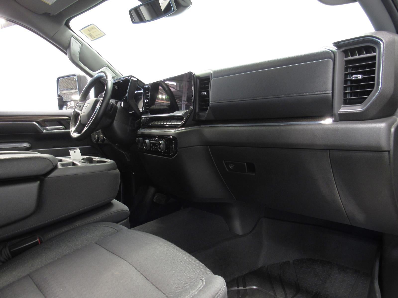 2024 Chevrolet Silverado 2500HD 4WD Crew Cab Standard Bed LT