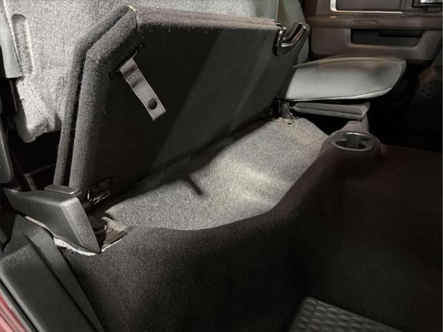 2018 RAM 1500 Big Horn Crew Cab 4x4 5'7' Box