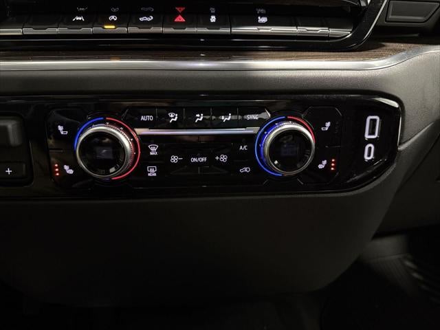 2025 GMC Sierra 1500 4WD Crew Cab Short Box Elevation with 3VL