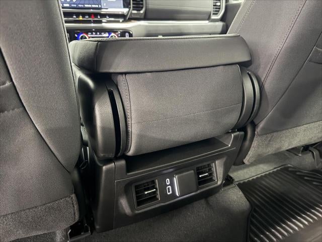 2025 GMC Sierra 1500 4WD Crew Cab Short Box Elevation with 3SB