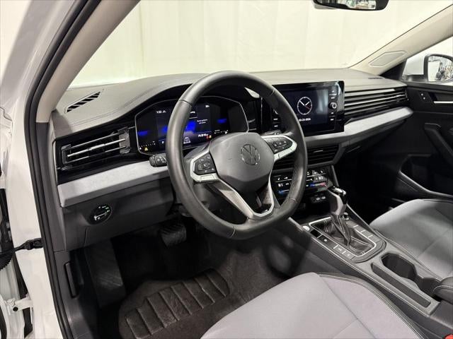 2025 Volkswagen Jetta 1.5T SE