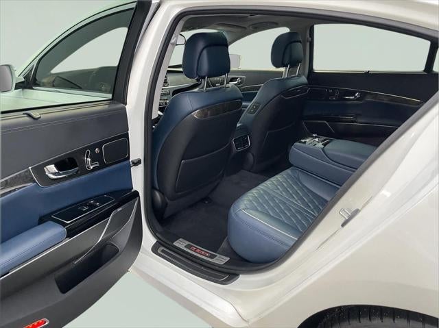 2015 Kia K900 Luxury