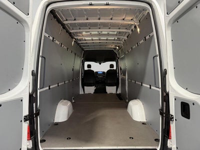 2025 Mercedes-Benz Sprinter 2500 High Roof 4-Cyl Diesel