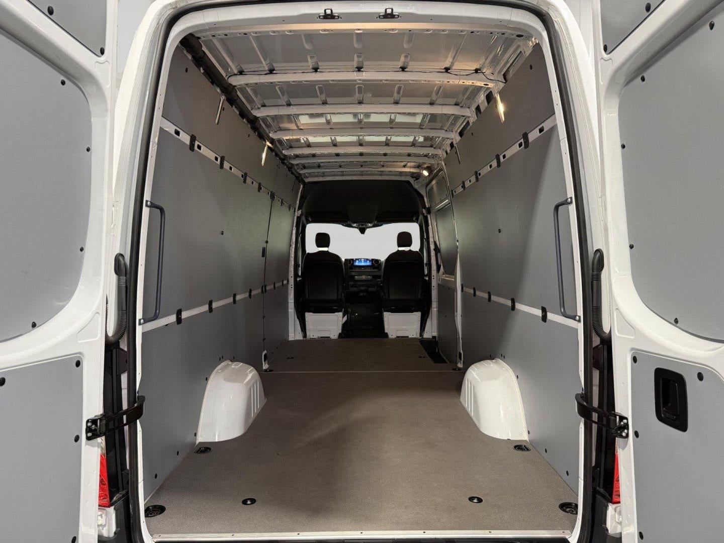 2025 Mercedes-Benz Sprinter 2500 High Roof 4-Cyl Diesel